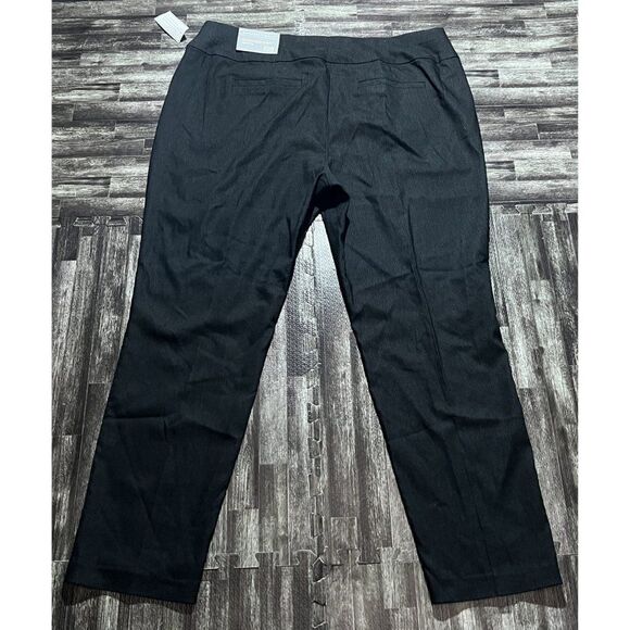 NWT CJ Banks Signature Slimming Moderately Curvy Tapered Leg Pants - Picture 4 of 4